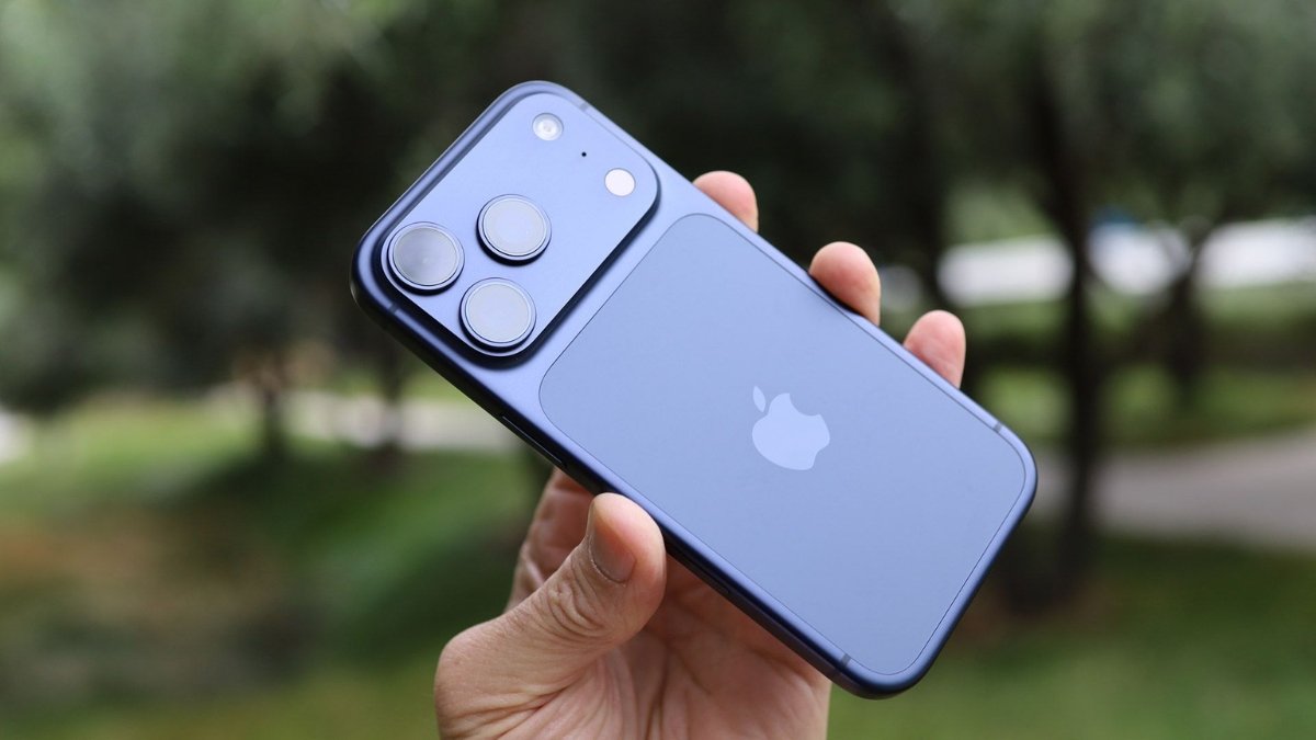 Apple iPhone 18